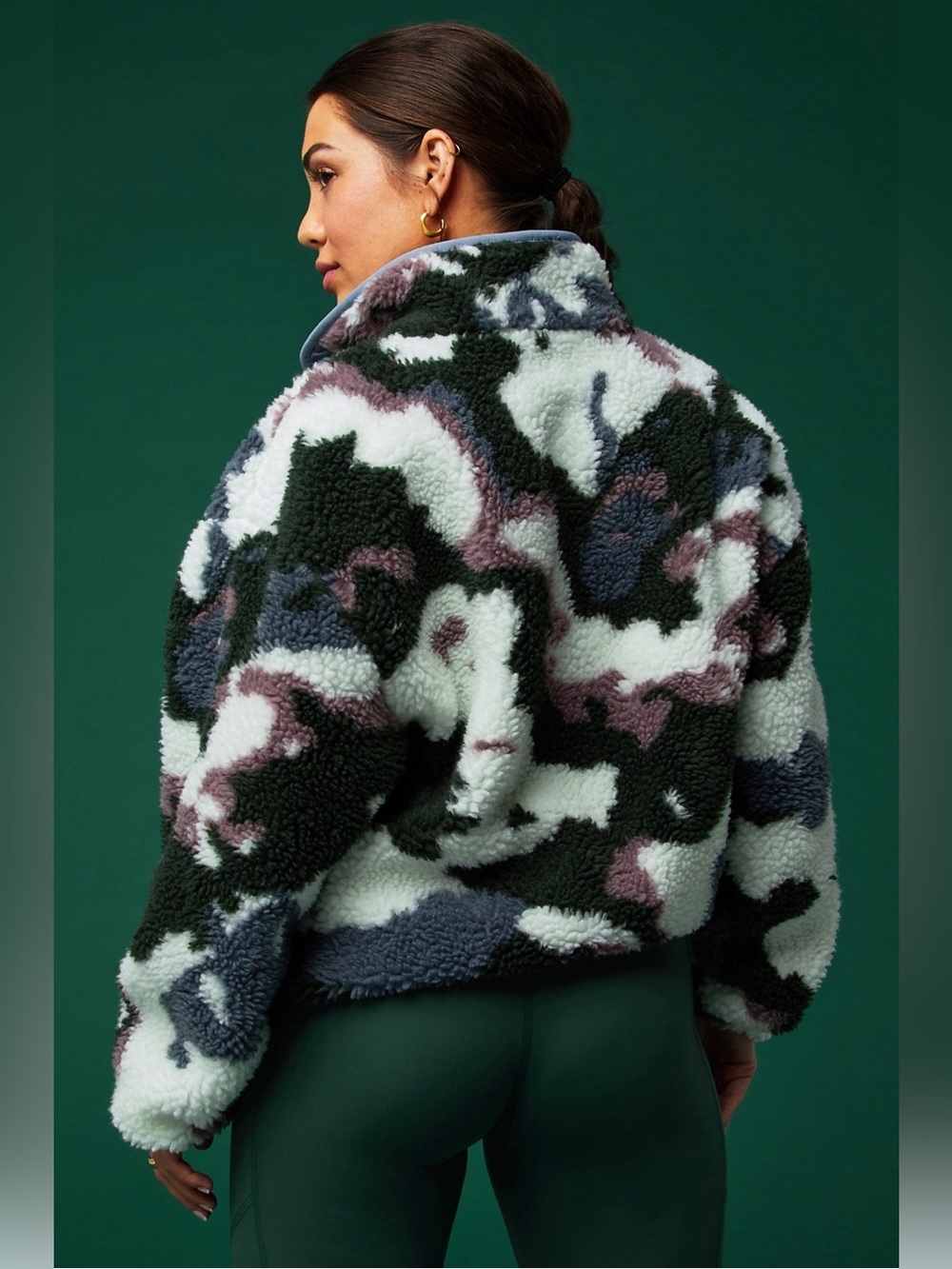 Fabletics Tahoe Teddy Sherpa Jacket-oversized - Picture 2 of 10